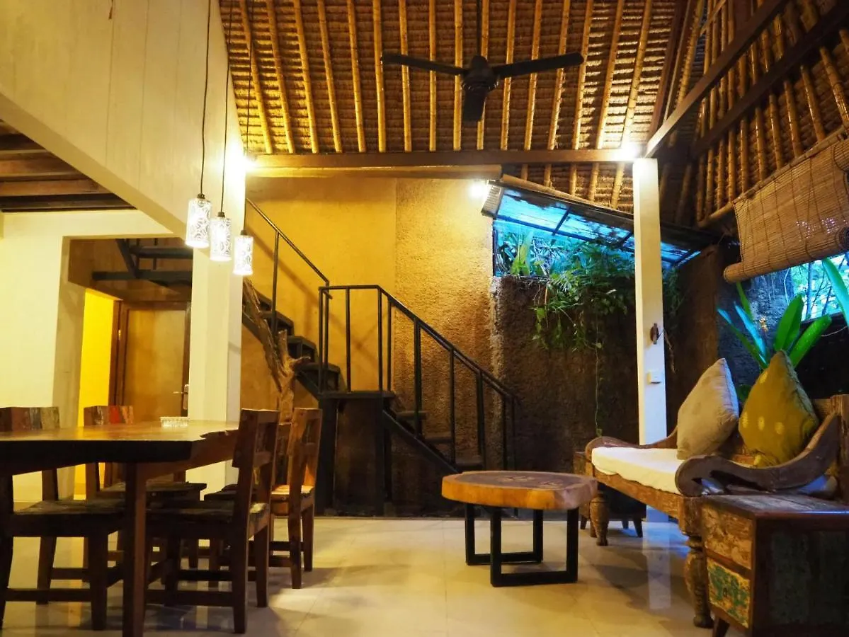 De Dalam Villa Ubud