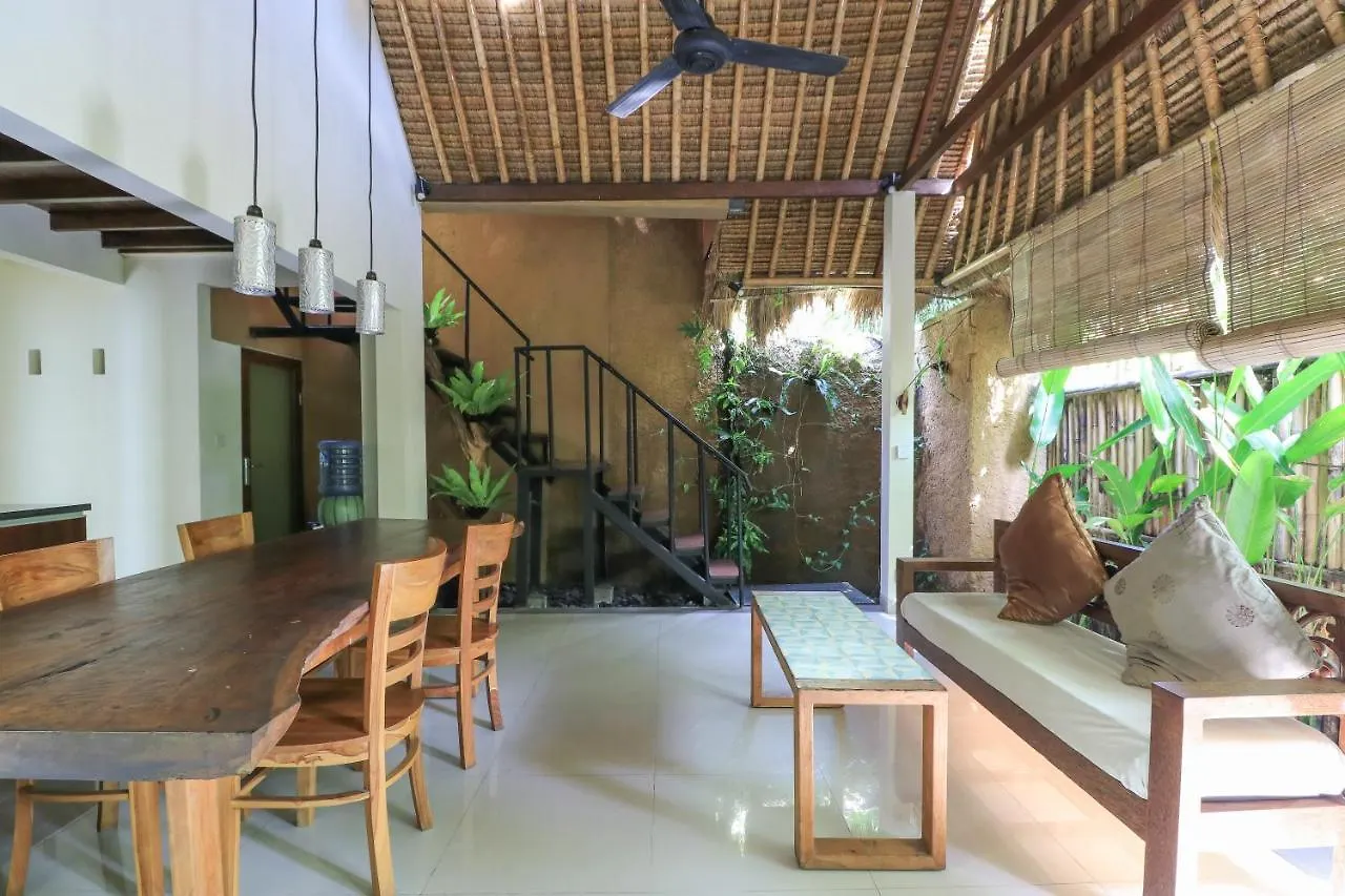 De Dalam Villa Ubud
